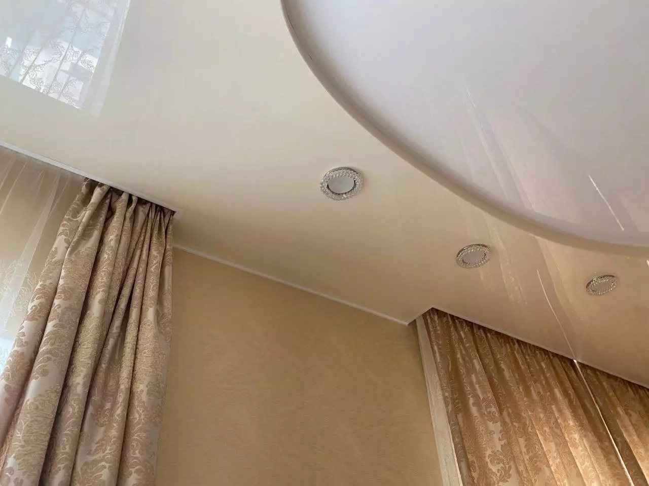 Артем, Ленина улица, 17, фото 3